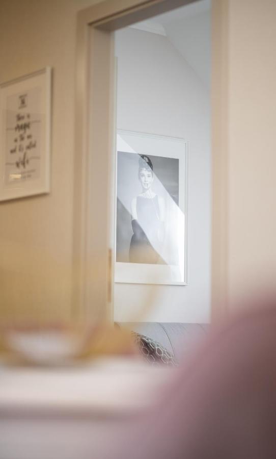 Monarchia Apartman Pearl Mosonmagyaróvár Exteriér fotografie
