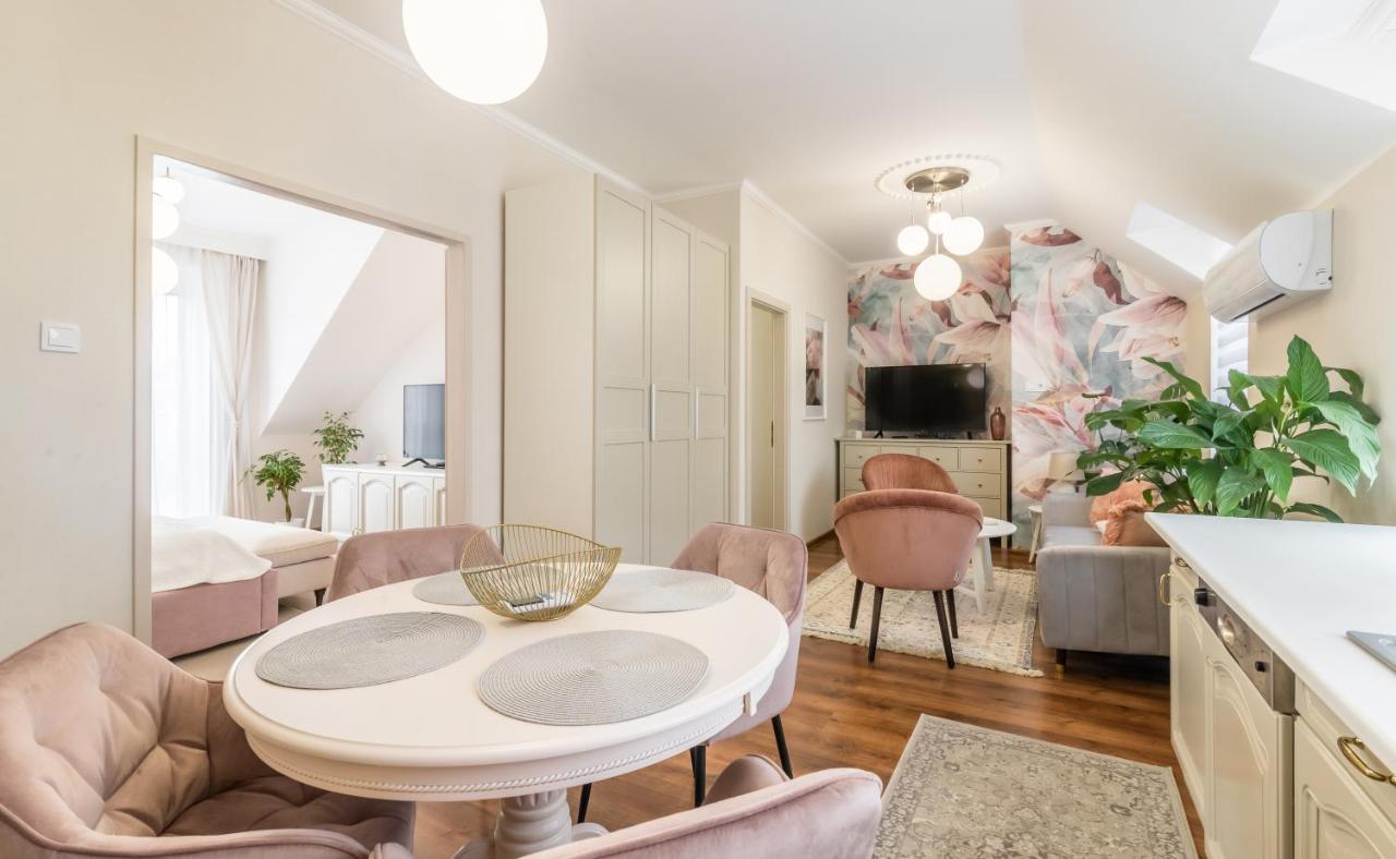 Monarchia Apartman Pearl Mosonmagyaróvár Exteriér fotografie
